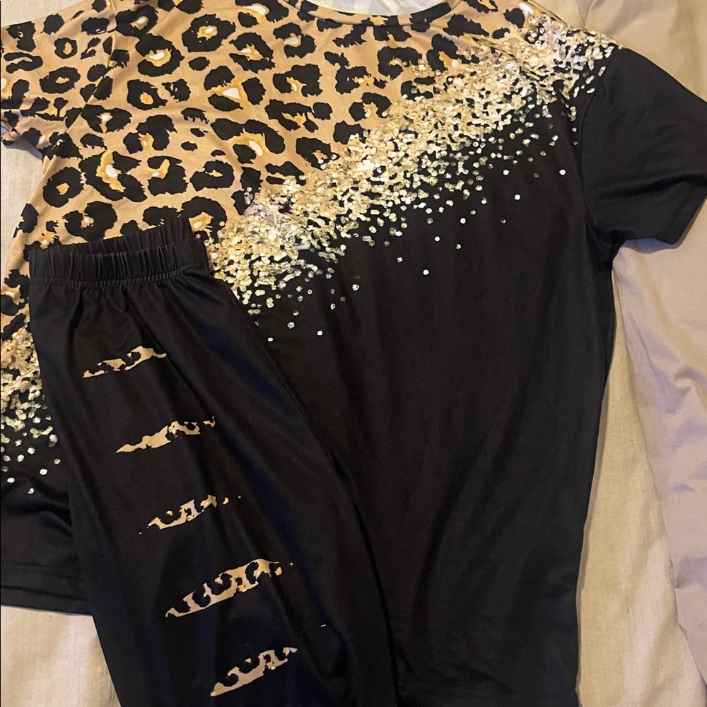 Teen SHEIN Black and Tan leopard Shorts set ( worn once )